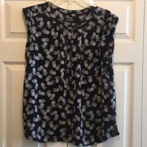 Nine West sleeveless top with cute details